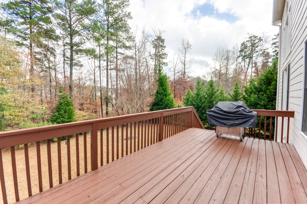 Homes for sale with large decks in Gwinnett county